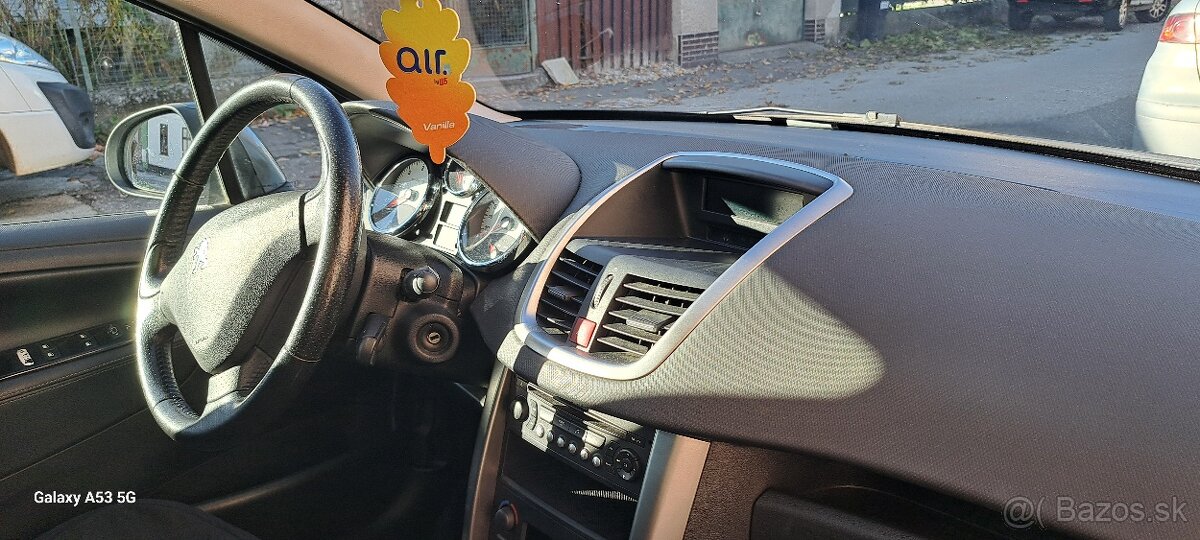 Predám Peugeot 207 SW 1.6 HDI - 5