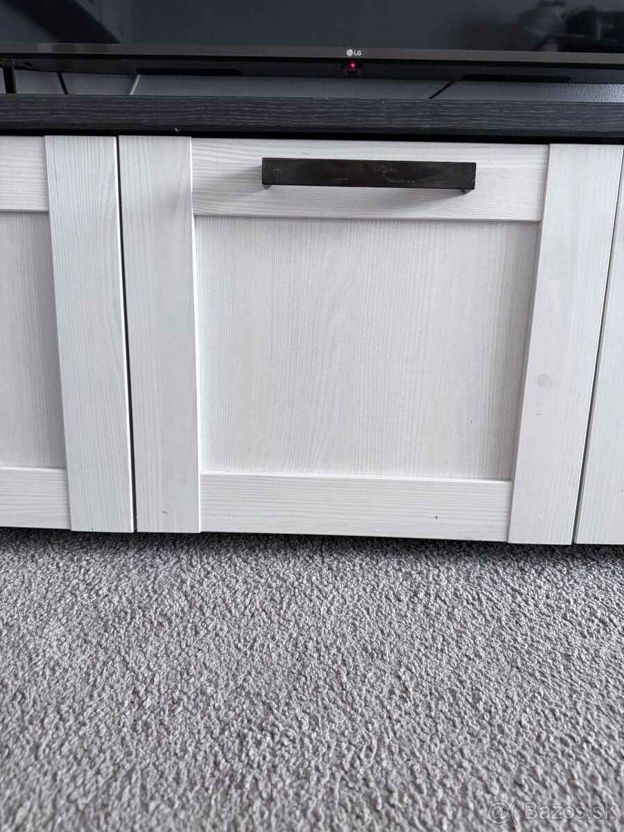 Predám kvalitnú obývaciu stenu James Wood – provensálsky štý - 5