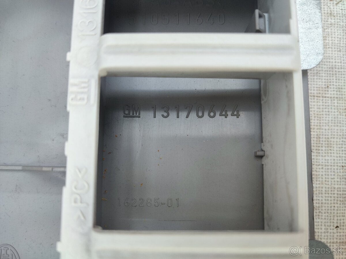 Opel Zafira B - Stropne svetlo - 5