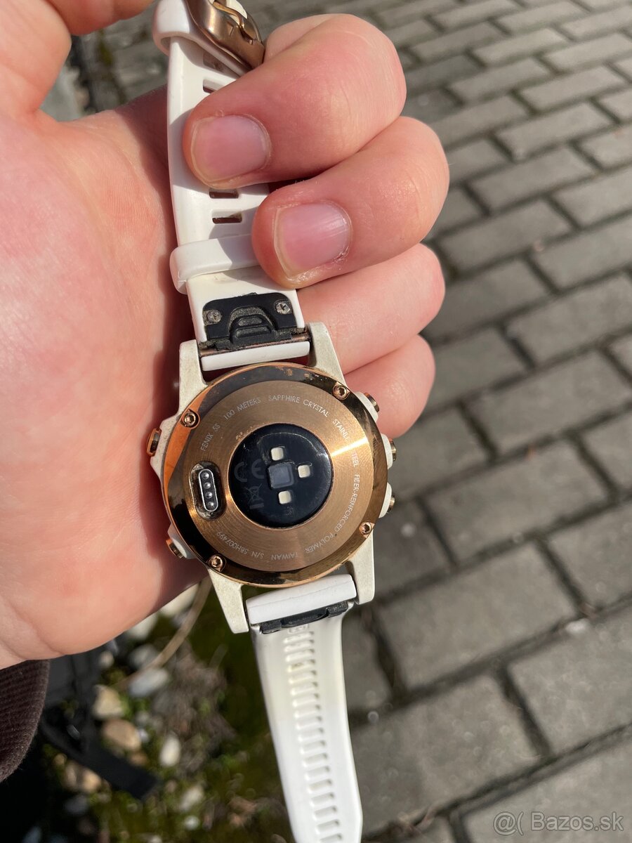 Garmin Fénix 5s - 5