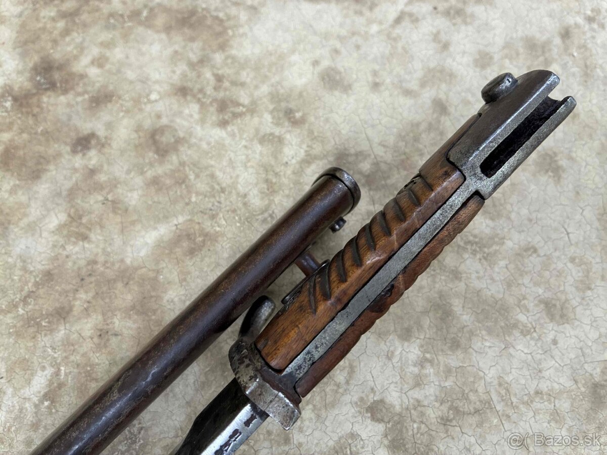 Nemecký bodák 05 s pílkou - 5