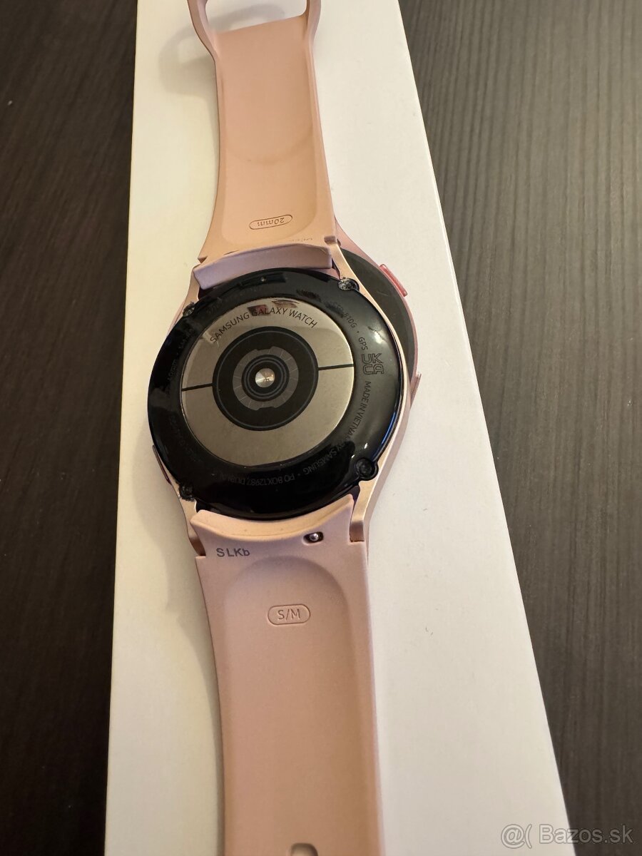 Predám smart hodinky Samsung Galaxy Watch4 - 5