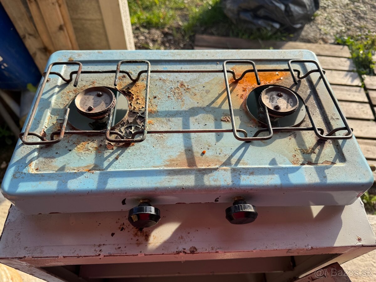 Predám plechovú skrinku - 5