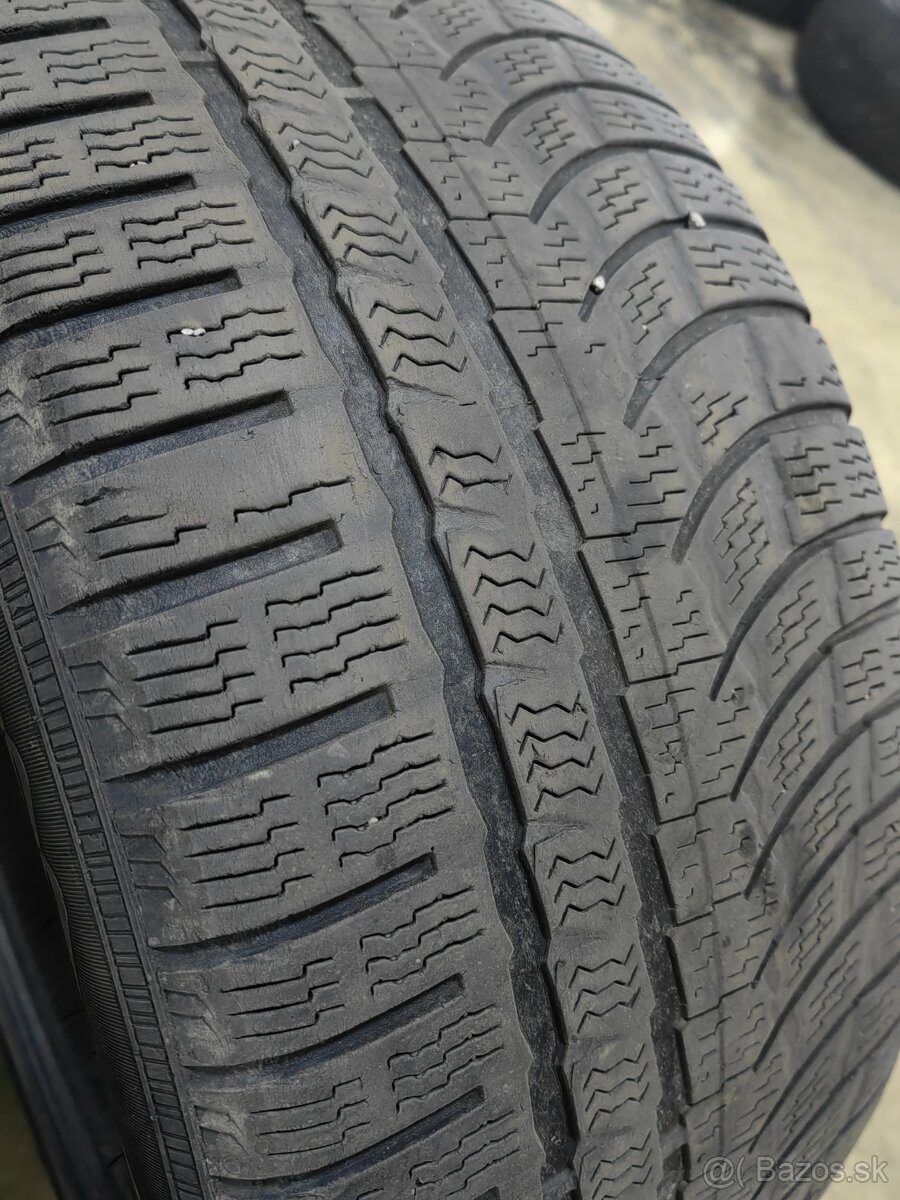 Nokian 245/45 R18 Zimné - 5