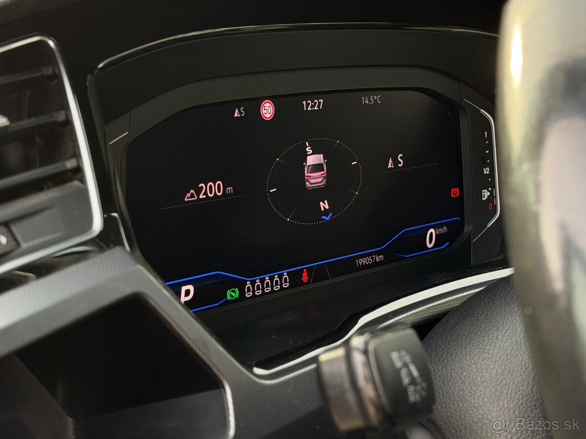 VW Touran R-Line, 7 místný DSG - 5