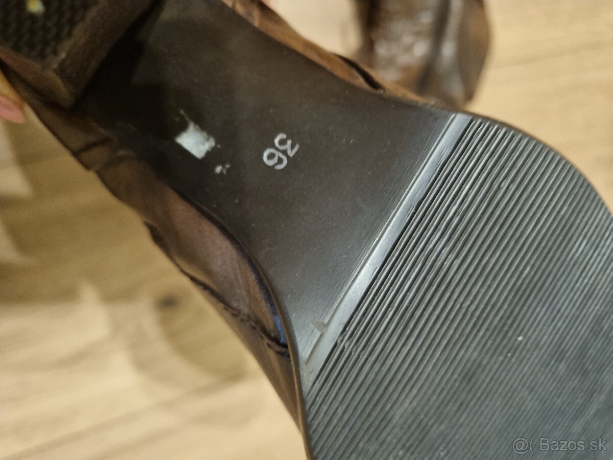 nové kožené hnedé čižmy veľ. 36 - 5