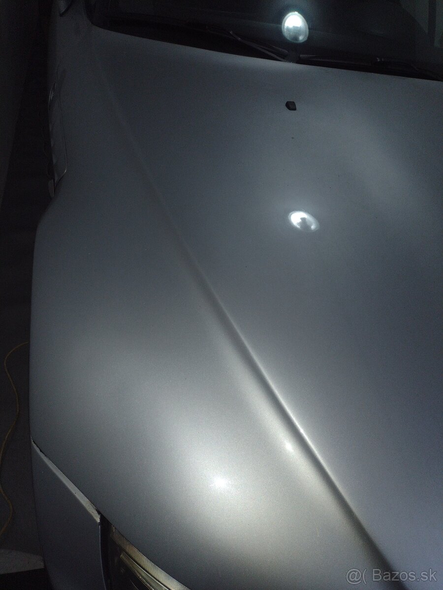 Predám prednú kapotu z BMW Z3 - 5