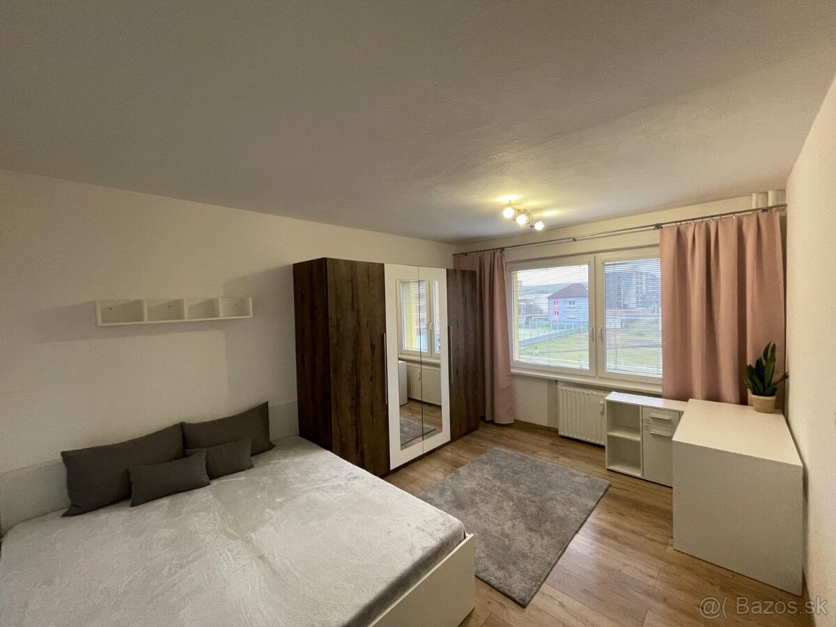 Prenájom 1-i bytu na Rovni - 5