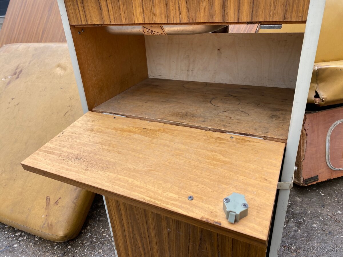 Volkswagen t2a originál westfalia interiér - 5