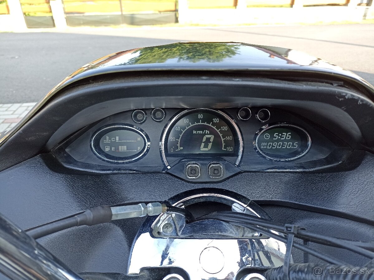 Jinling JLA-925E - 5