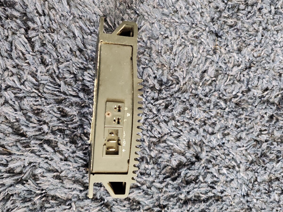 Blaupunkt autozosilnovac. - 5