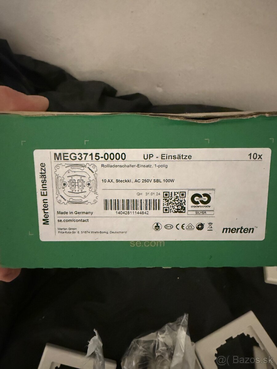 Merten / termostaty zásuvky a vypínače - 5