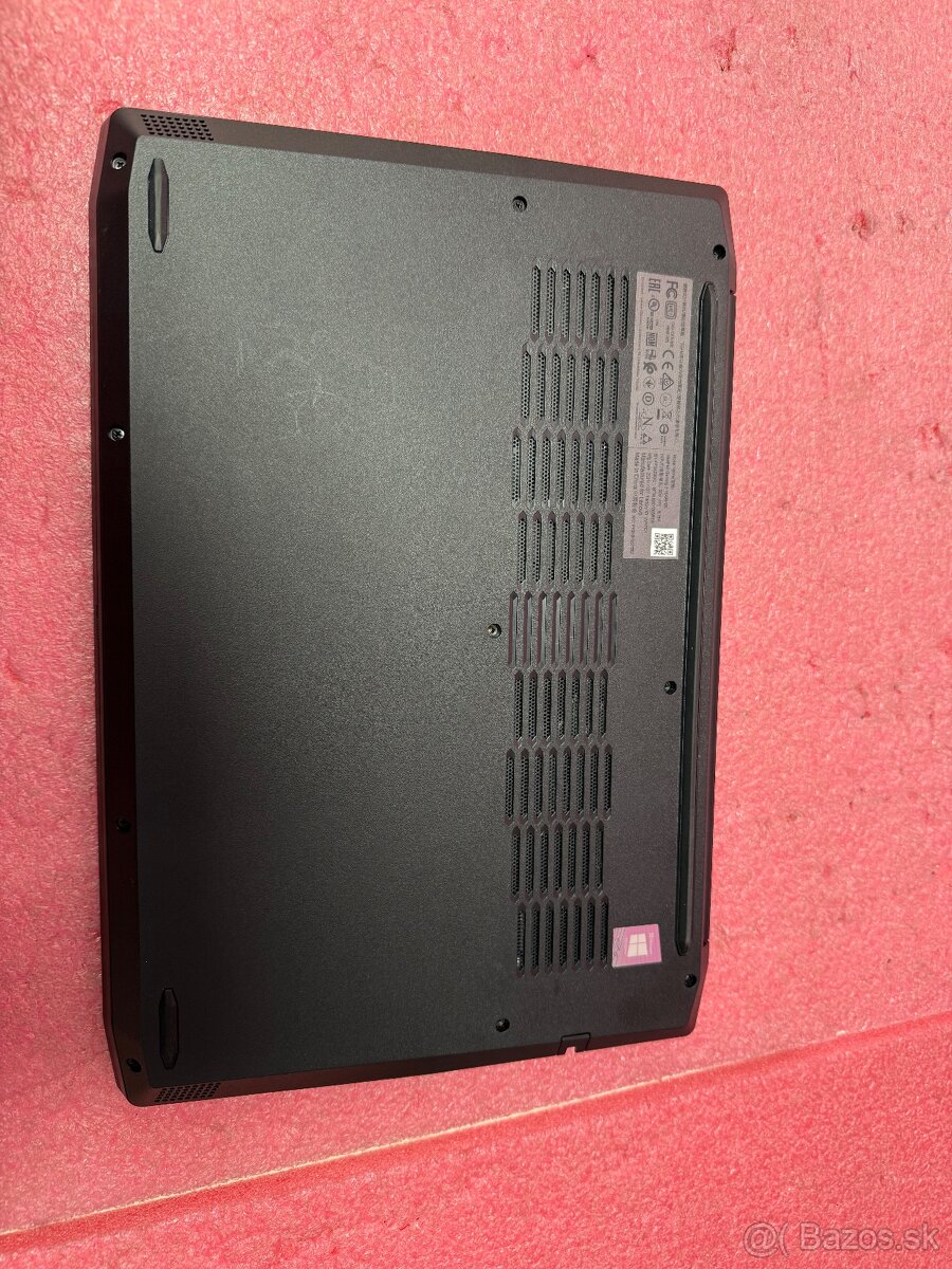 Lenovo IdeaPad Gaming 15ARH05 - 5