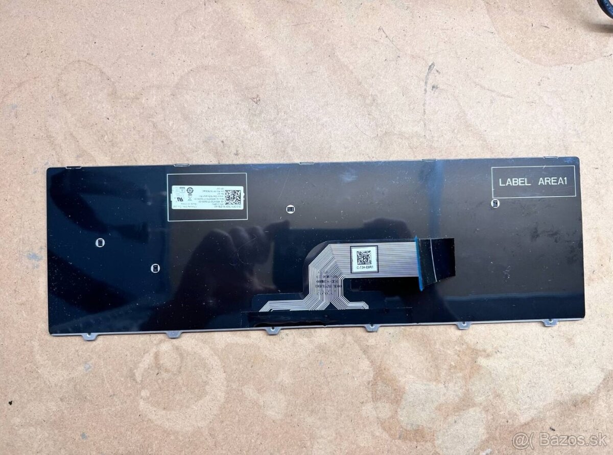 Predám klávesnicu na notebook Dell 0V08FW - 5