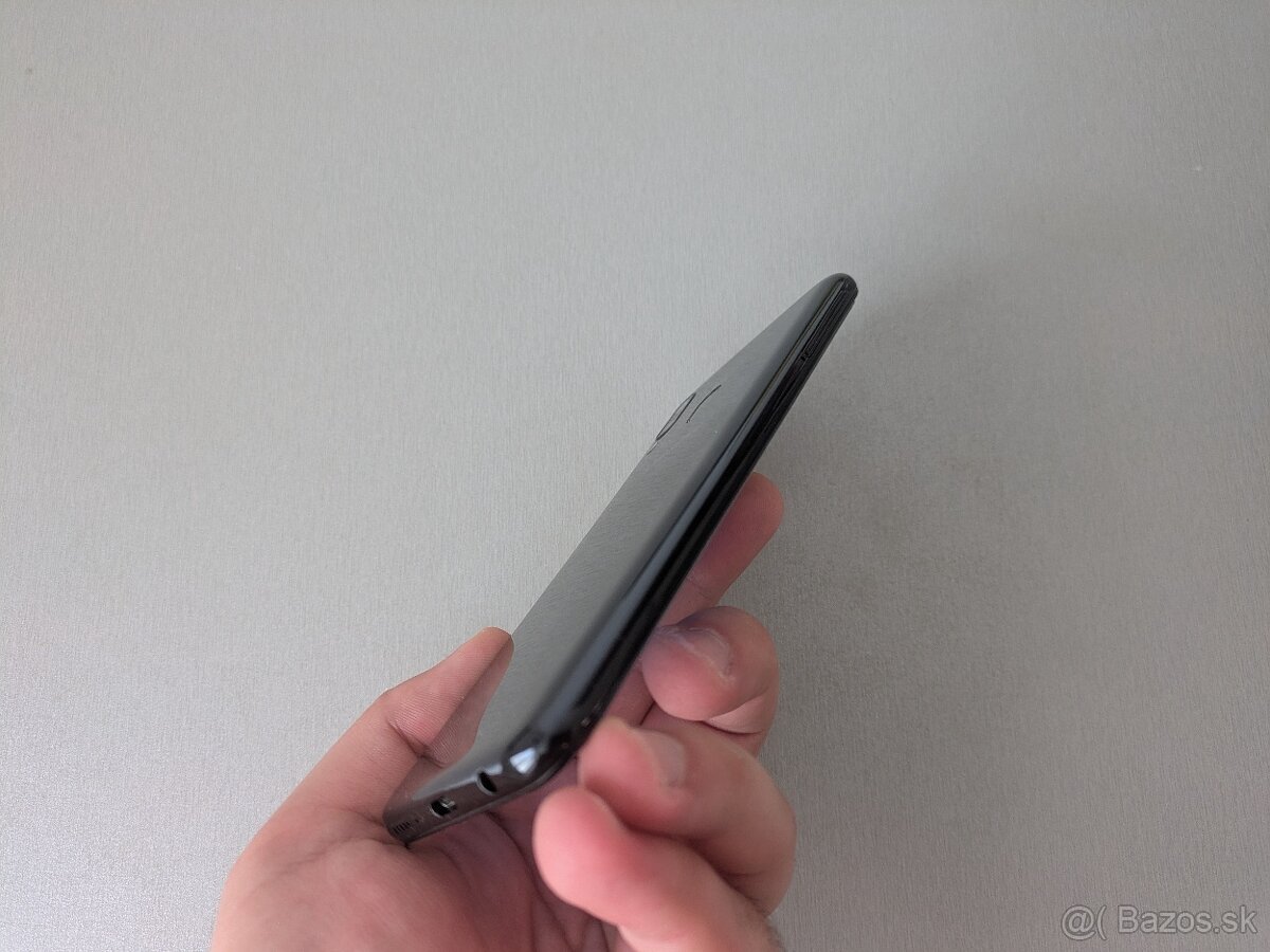 Samsung Galaxy A20e v dobrom stave - 5