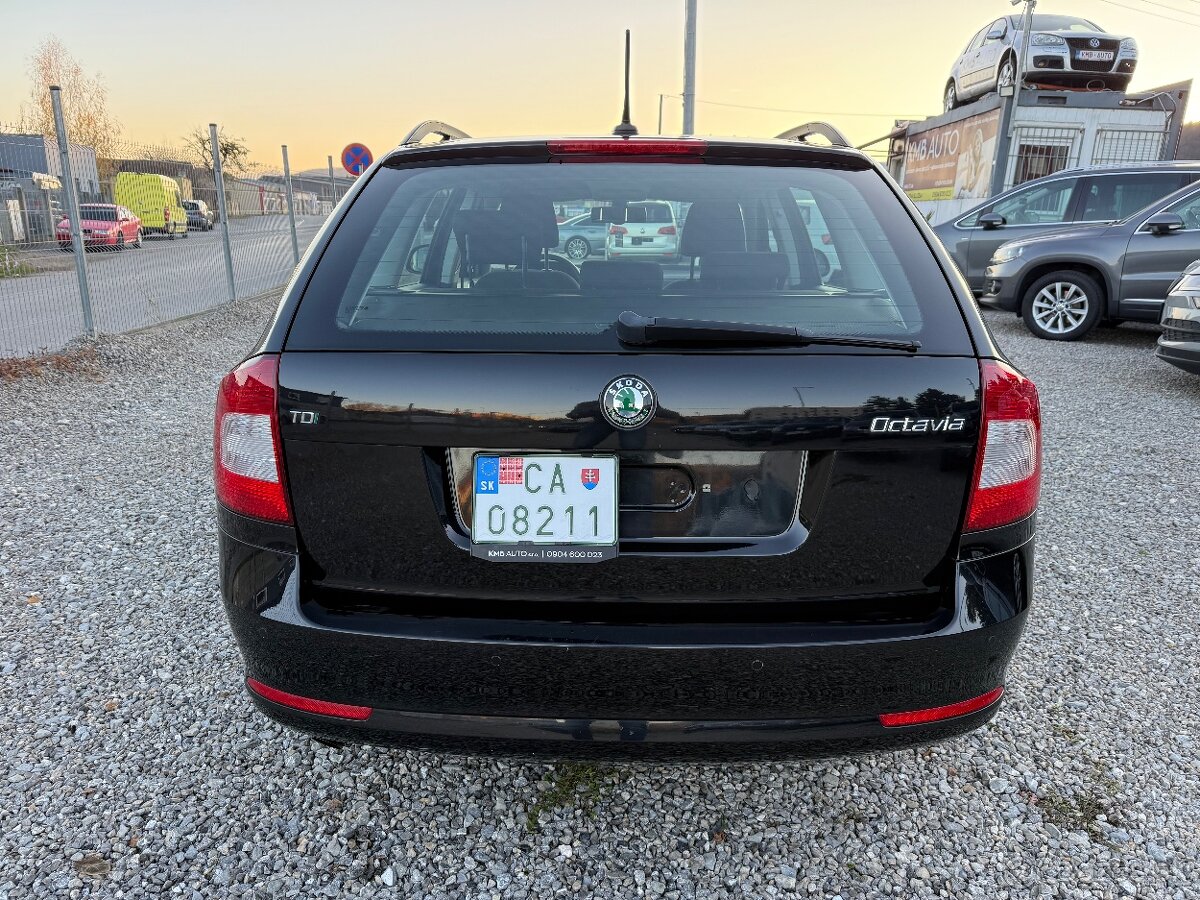 Škoda Octavia 1.6TDI Elegance - 5