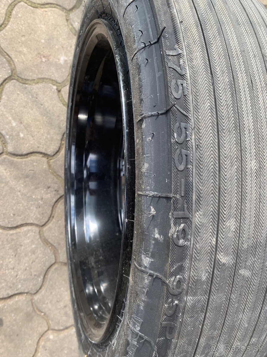 Dofukovaciu rezervu dojazdovu do vw Audi BMW - 5