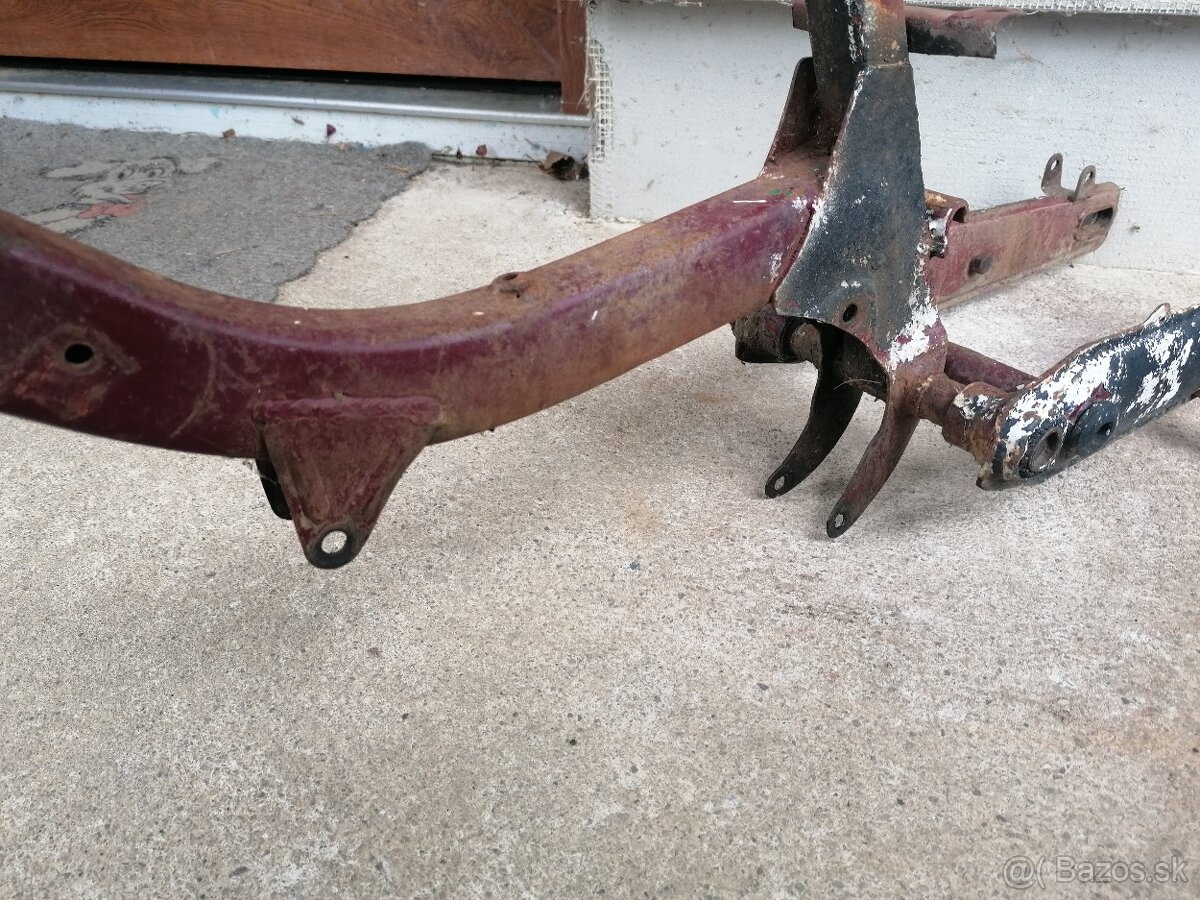 Predám rám so zadnou vidlicou na Jawa 20, 21, 05 pionier - 5