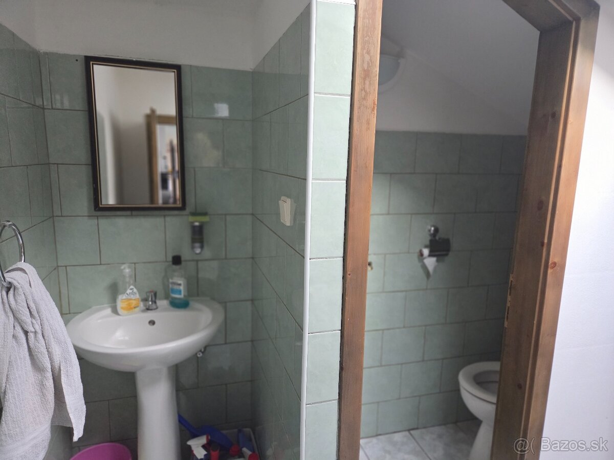 Prenajmem kanceláriu s parkoviskom Námestovo -priemyselná ul - 5