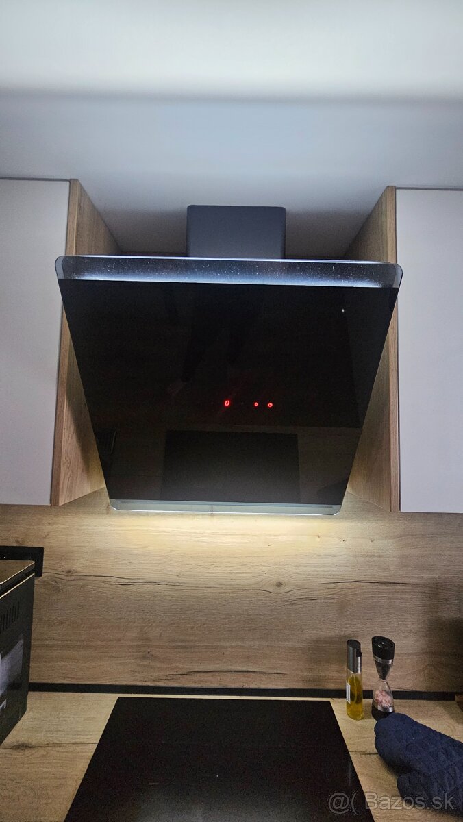 Odsávač pár Amica - 5