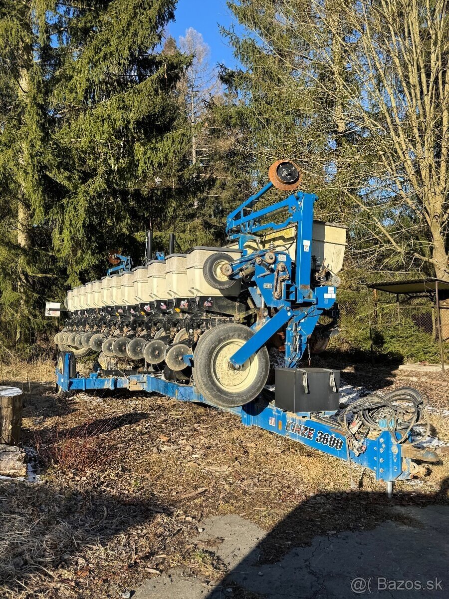 Kinze 3600 - 5