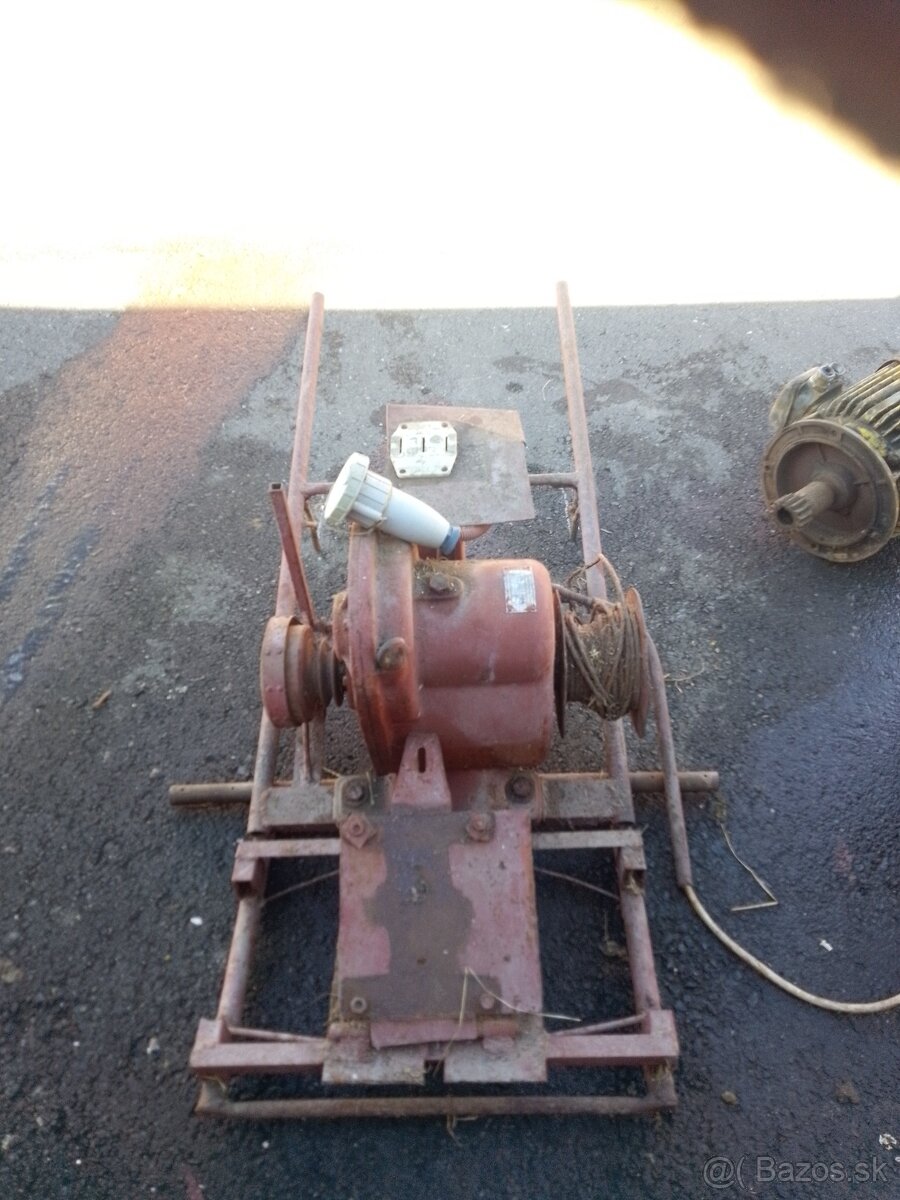 Predám stavebný mavikak - 5