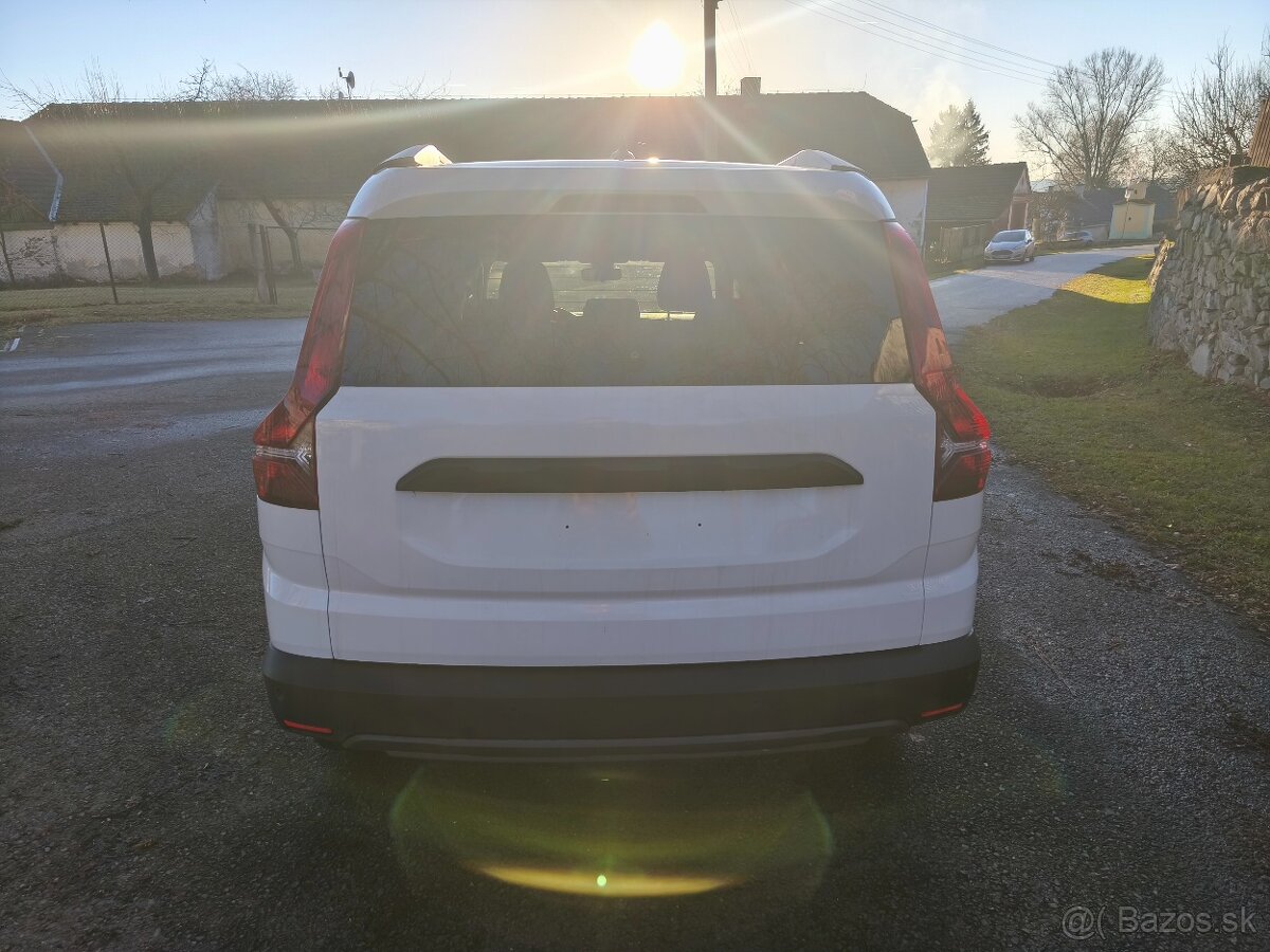 Dacia Jogger 1.0 TCe, 7 míst, 7.394 km - 5