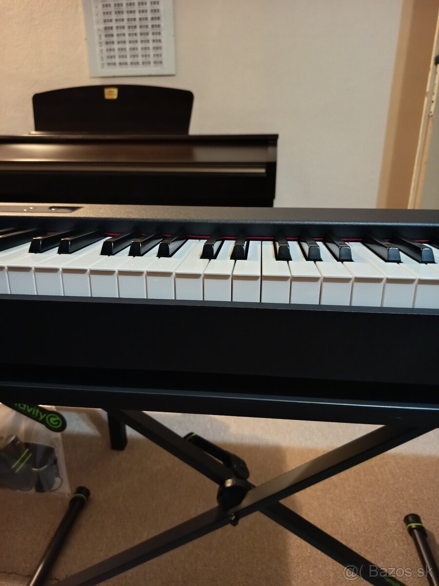 Predám Stage Piano KORG D1 - 5