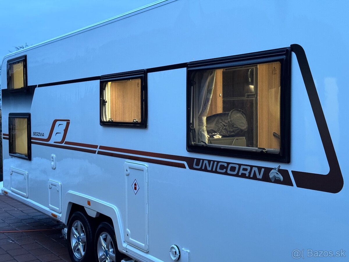 🔱 Anglicky karavan Bailey Unicorn Segovia rok 2018/19 | A - 5