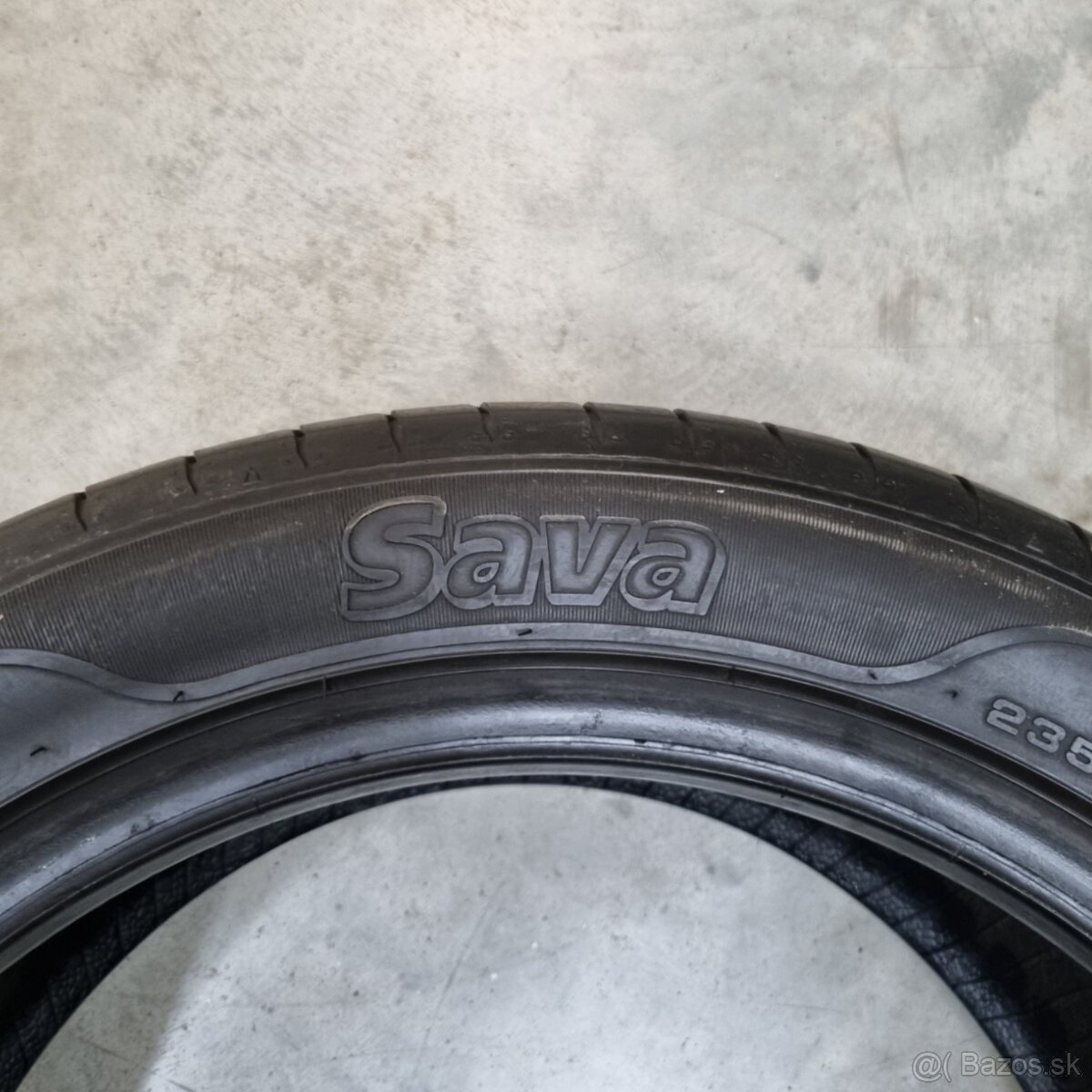 Letné pneumatiky 235/45 R17 SAVA - 5