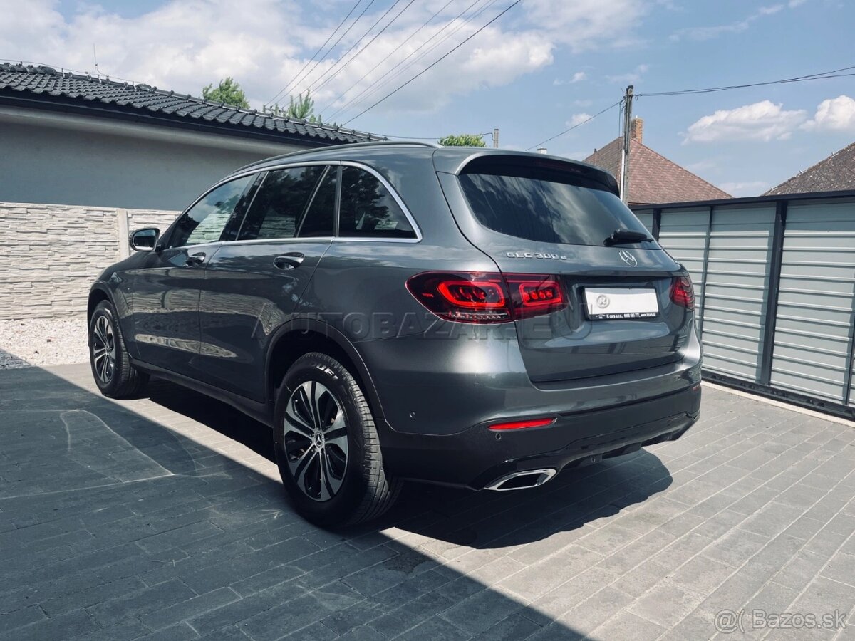 Mercedes-Benz GLC SUV 300 e 4MATIC A/T - 5