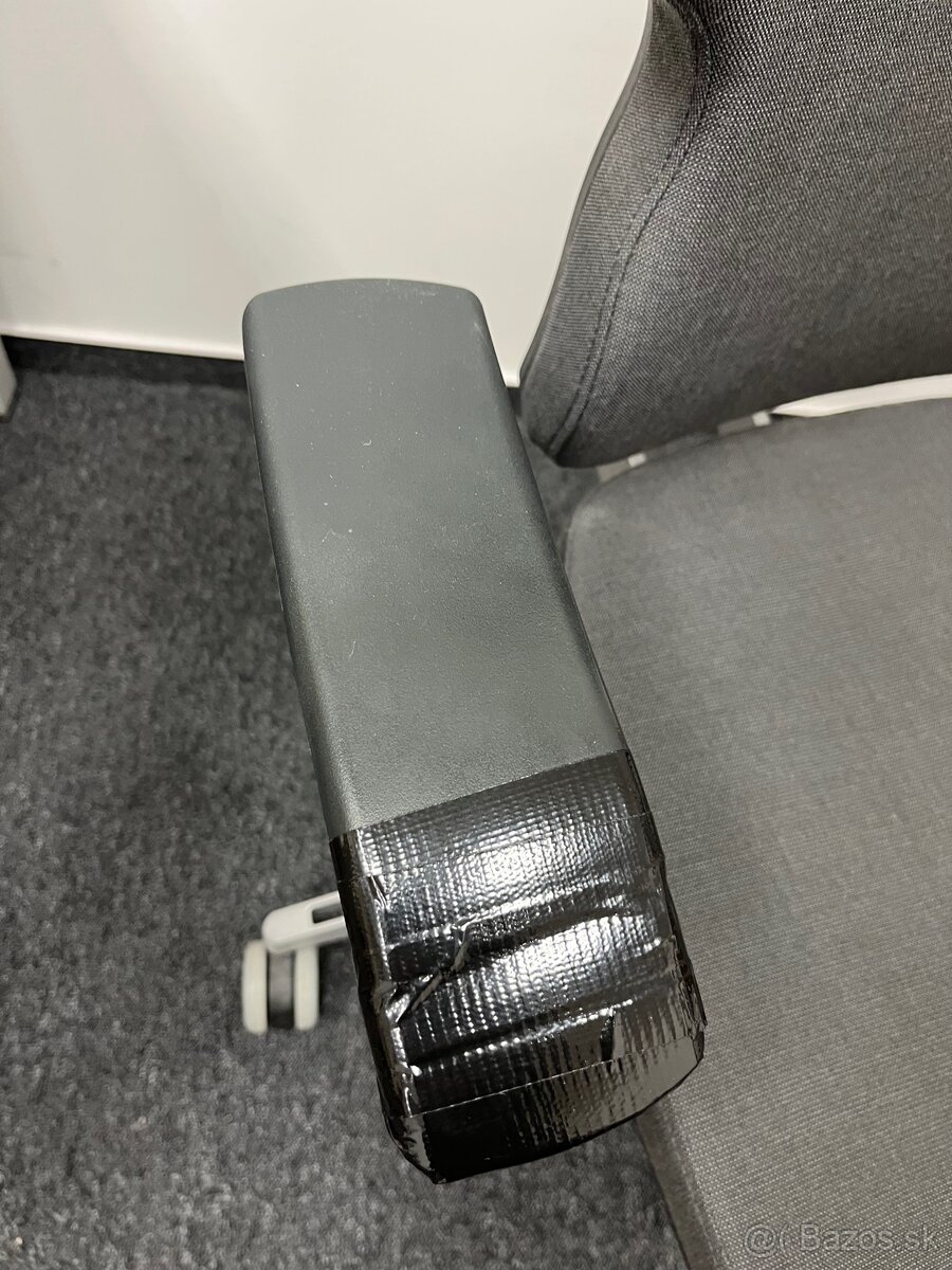 Kancelárska stolička - 5