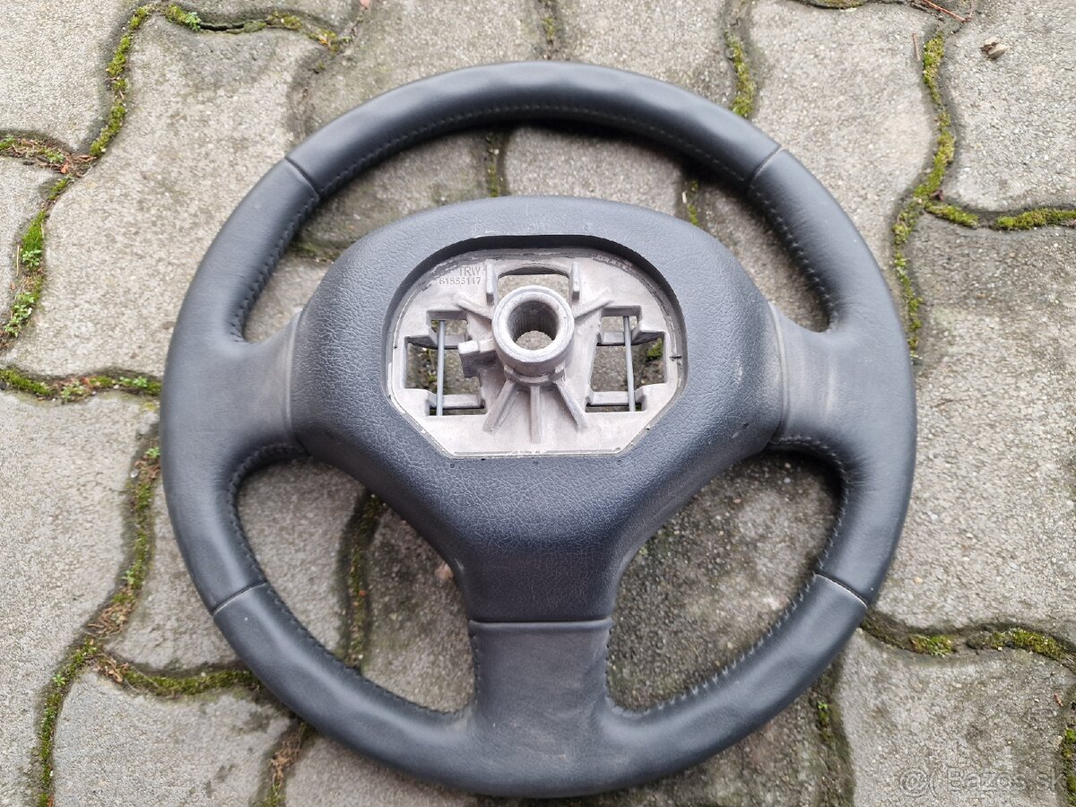 🛞 Volant Peugeot 5008 – originál - 5