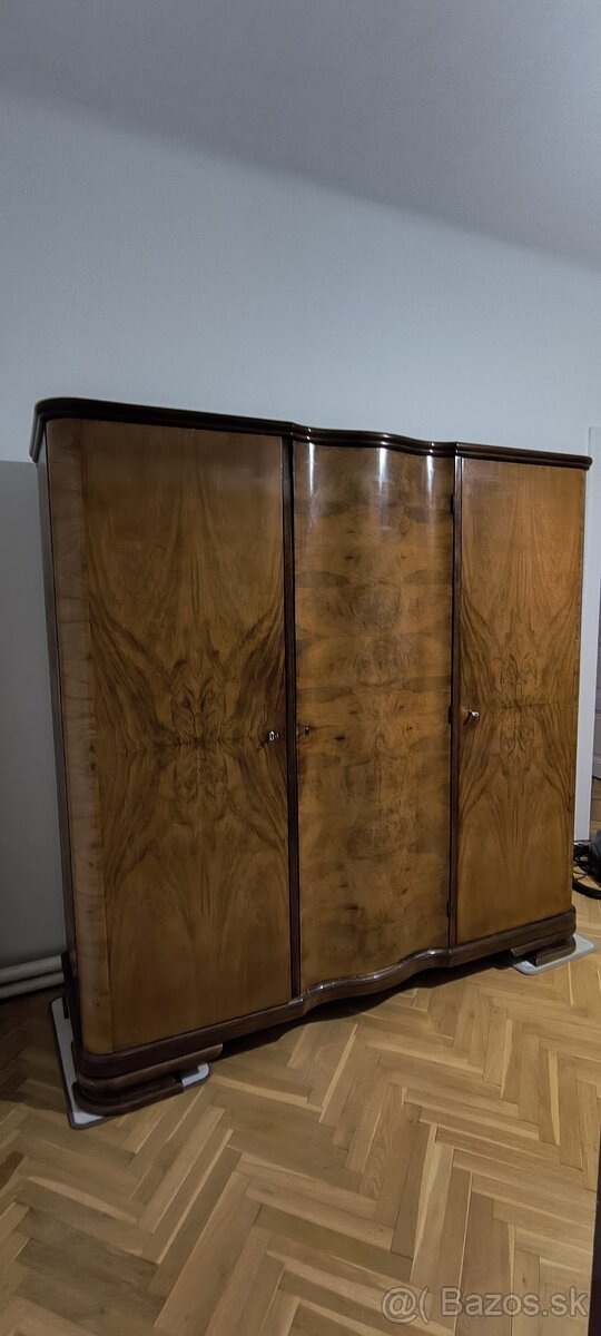 Starožitná skriňa - šatník - 5