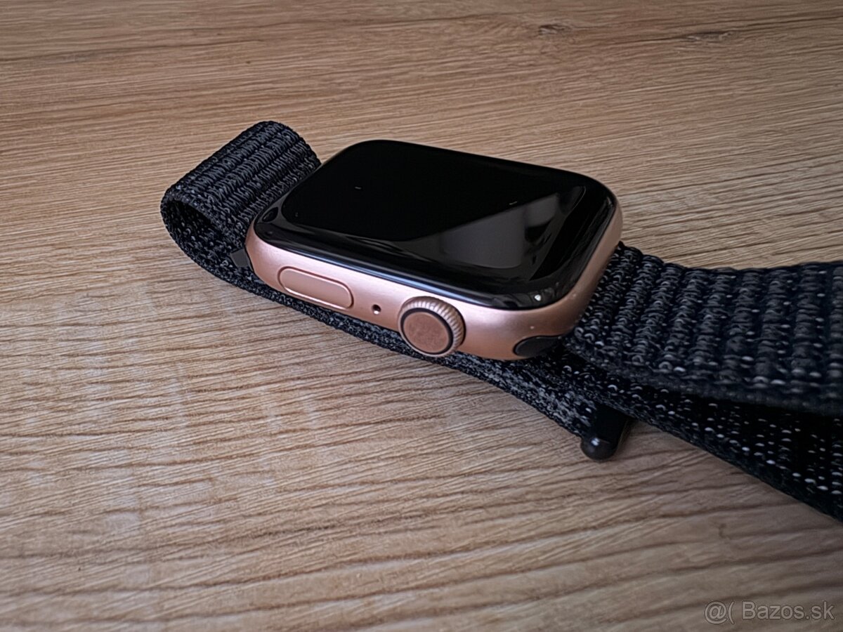 Apple Watch 4, Gold Aluminium, 44mm - 5