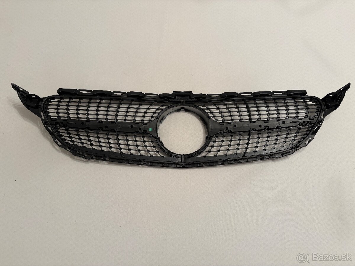 W205 Diamond grill - 5