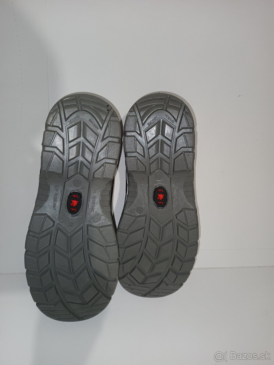 Klasické pracovné poltopánky ULM SC-02-007 S1P SRC Fridrich - 5