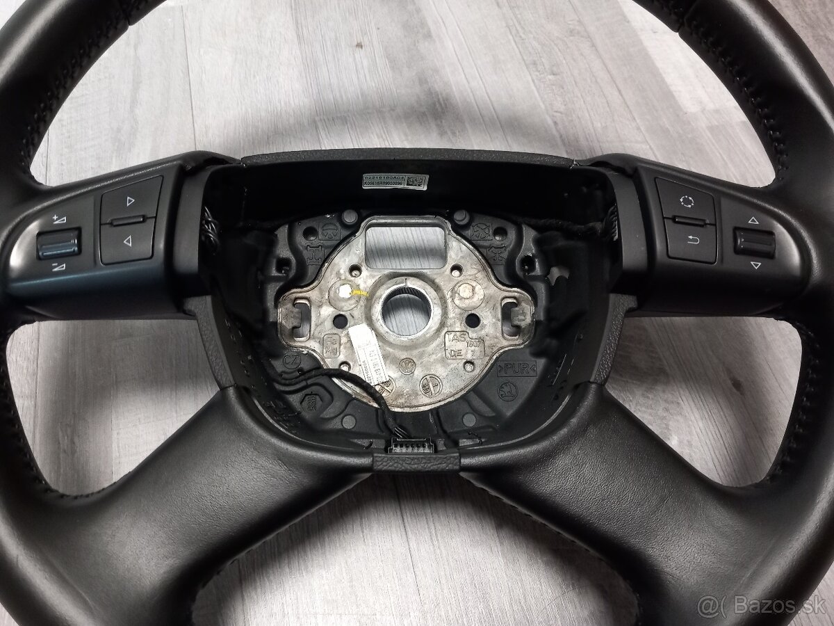 Kožený volant Octavia II, Superb II, FabiaII - 5