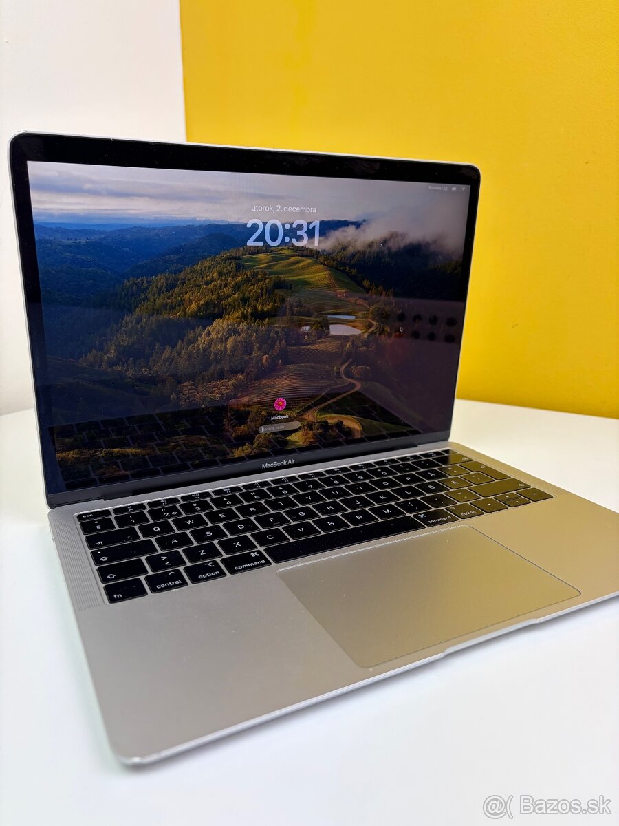 Predam vymenim Macbook Air 13” 128GB Silver 2019 - 5