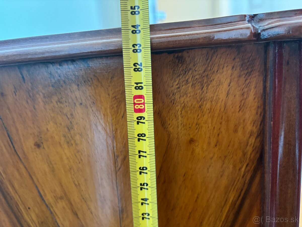 Predám 2 zrenovované starožitné stolíky - 5