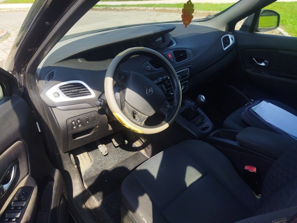 Renault Grand Scenic 1,5dci - 5
