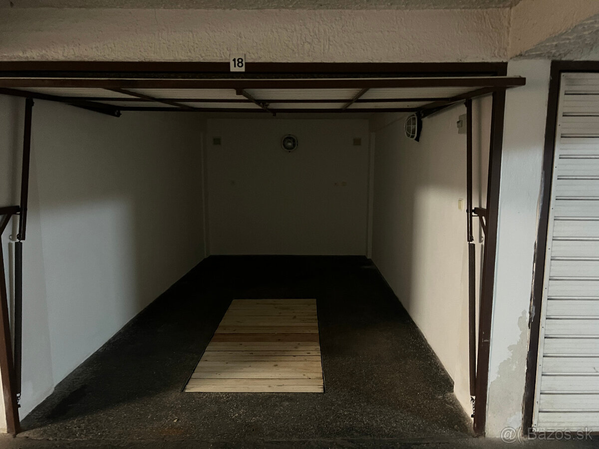 garáž, ul Horný Šianec, Trenčín - 5