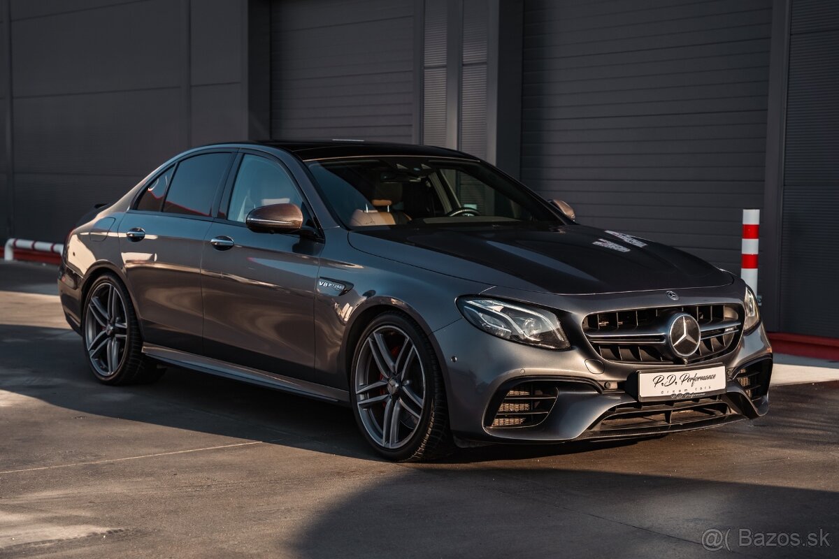 Mercedes-Benz E63s AMG V8 Biturbo 4Matic+ - 5
