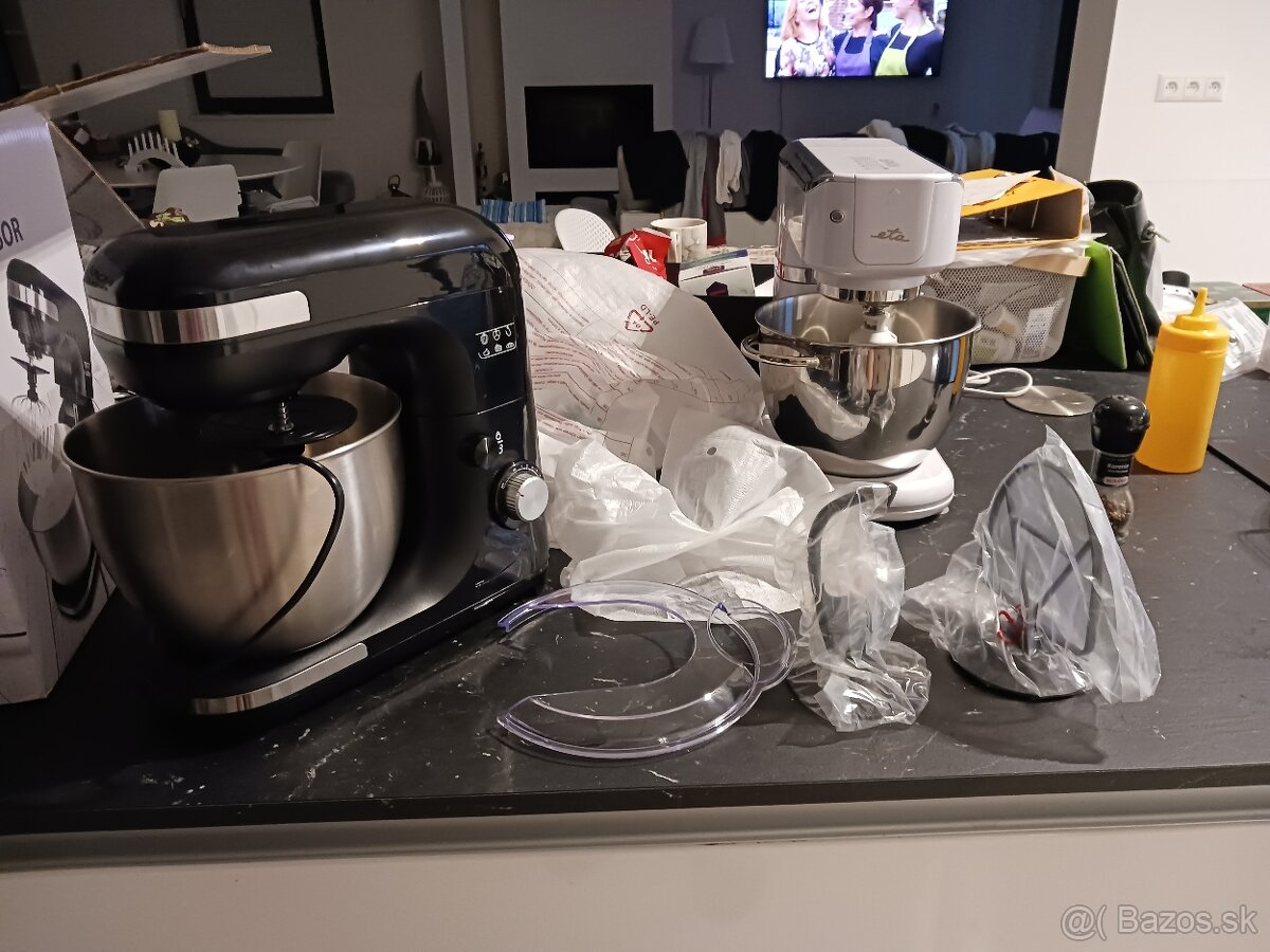 Predám nový nepoužitý kuchynský robot cena:50€. BA. - 5