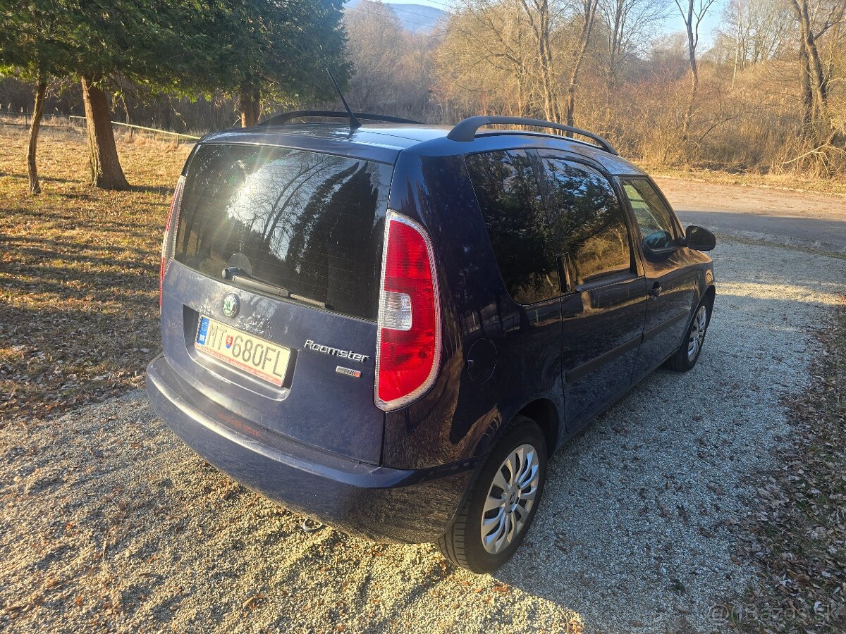 Škoda Roomster 1.6TDI 66kw r.v.2012 - 5