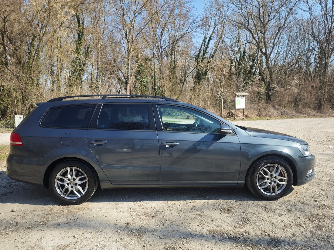 VOLKSWAGEN PASSAT 1.6 TDI B7 - 5