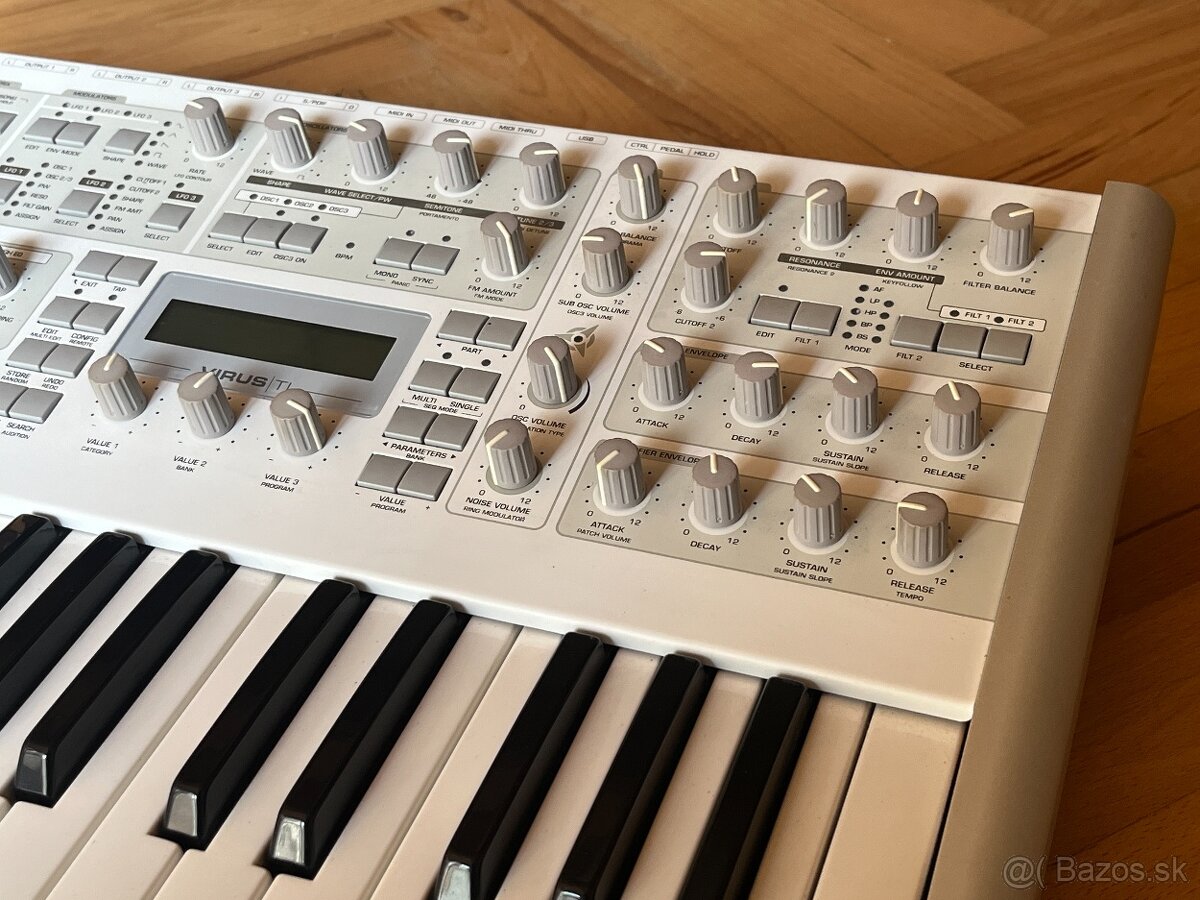 Access Virus Ti2 Polar + deluxe bag - 5