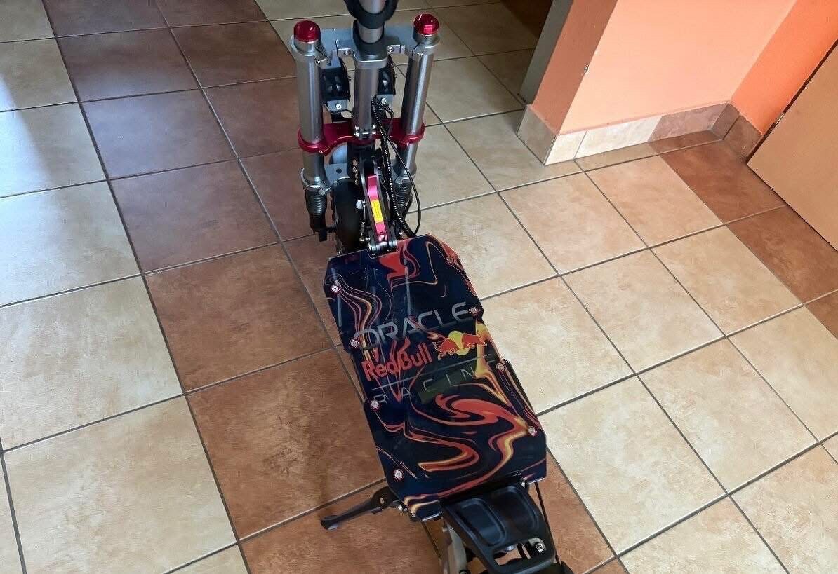 Elektricka kolobezka 6000W - 5