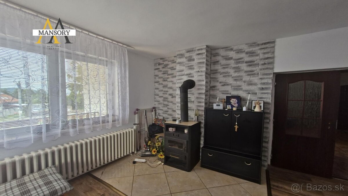 Na predaj priestranný 6-izbový rodinný dom s veľkým pozemkom - 5