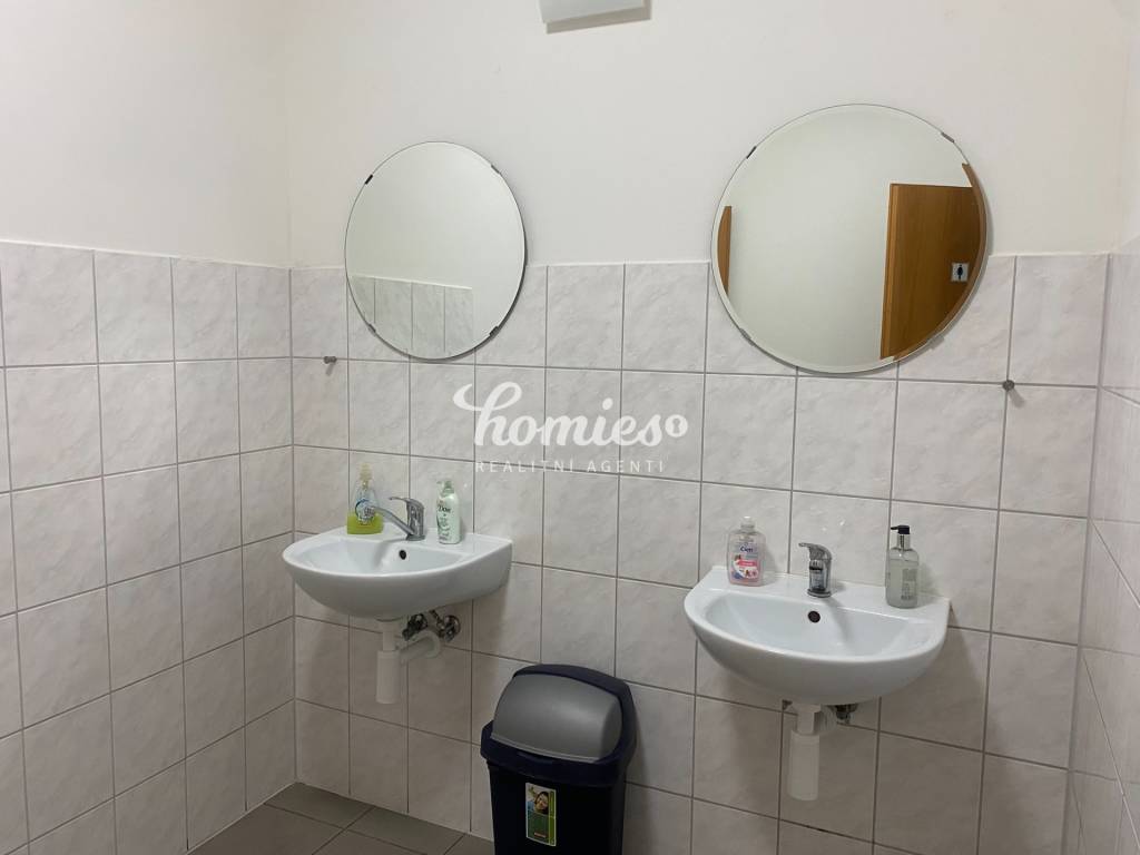 PRENÁJOM KANCELÁRSKYCH priestorov , NITRA - Štúrova ulica - 5